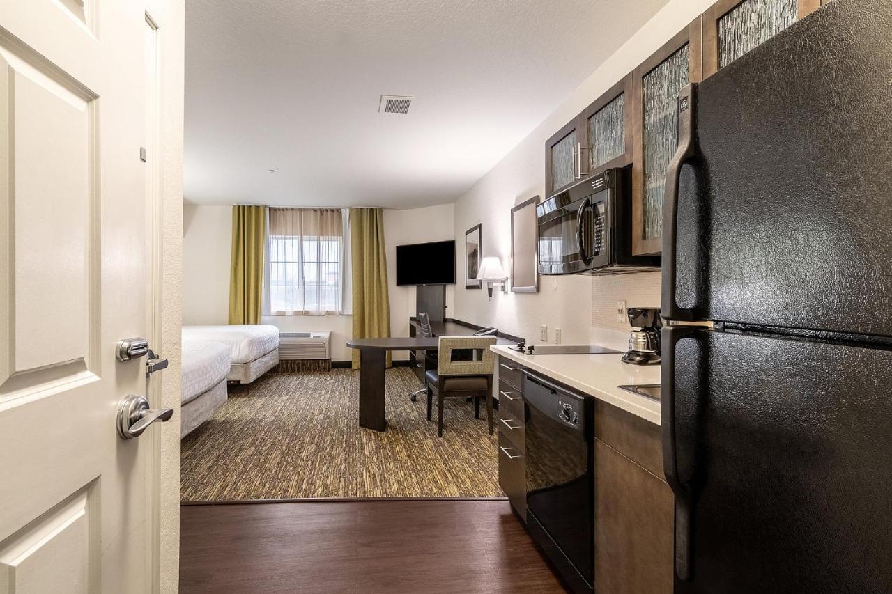 Candlewood Suites Portland Airport By Ihg Exterior photo