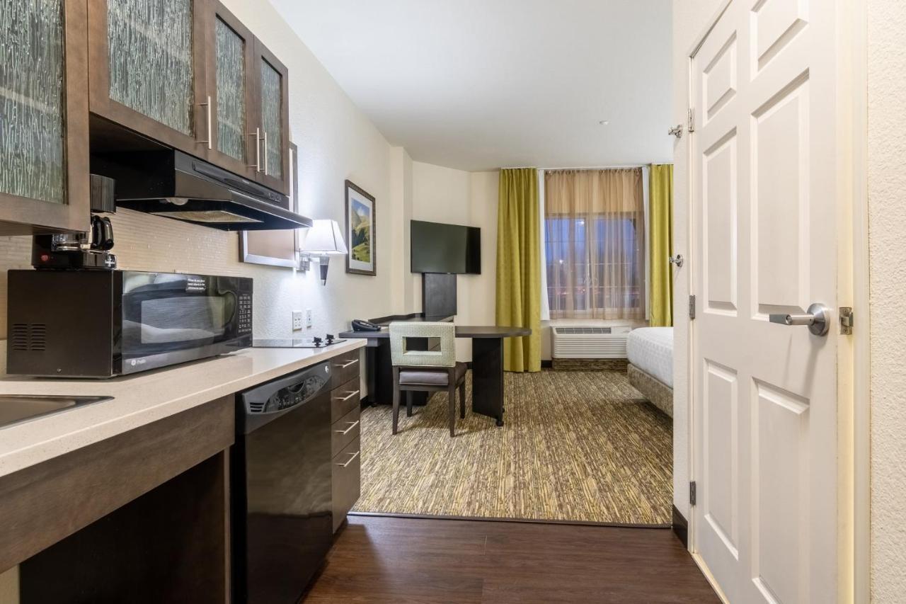 Candlewood Suites Portland Airport By Ihg Exterior photo
